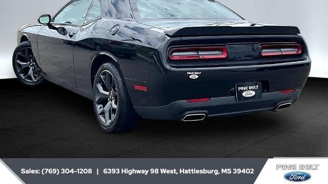 2020 Dodge Challenger SXT