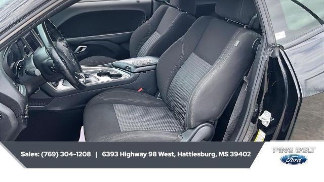 2020 Dodge Challenger SXT