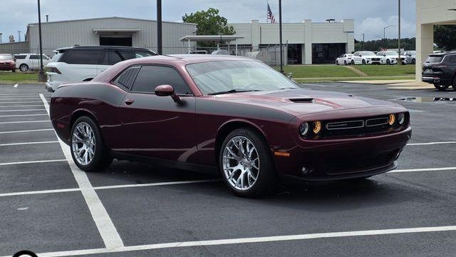 Preowned 2021 Dodge Challenger SXT for Sale