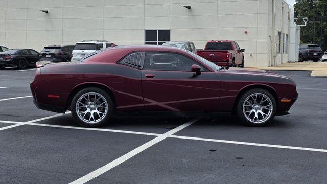 2021 Dodge Challenger SXT