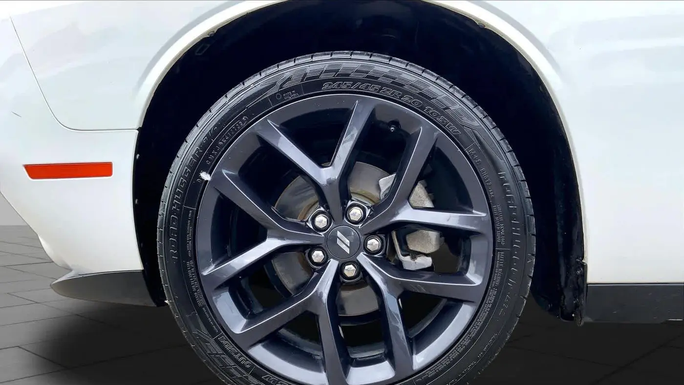 2021 Dodge Challenger SXT