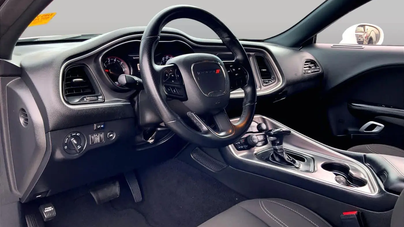 2021 Dodge Challenger SXT