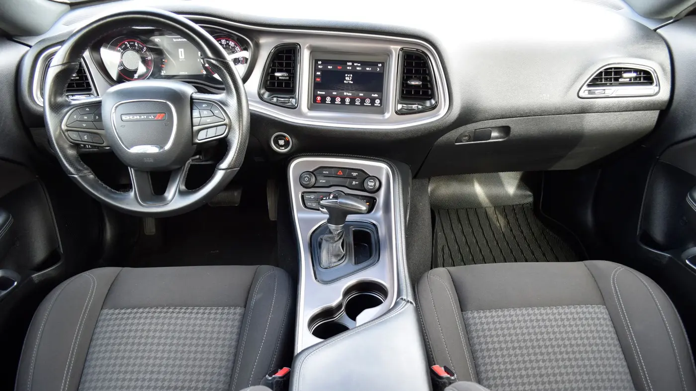 2022 Dodge Challenger SXT