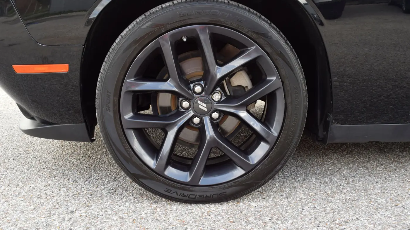 2022 Dodge Challenger SXT