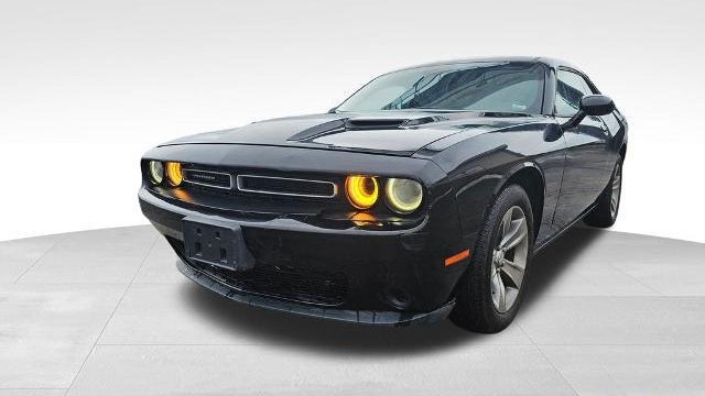 Preowned 2016 Dodge Challenger SXT for Sale