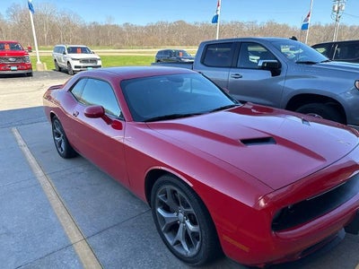 2016 Dodge Challenger SXT 2DR Coupe