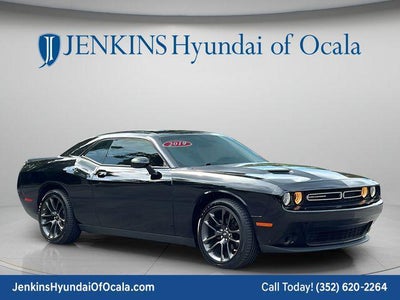 2019 Dodge Challenger SXT 2DR Coupe