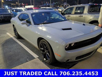 2020 Dodge Challenger SXT 2DR Coupe