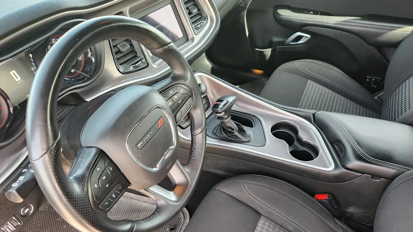 2022 Dodge Challenger SXT