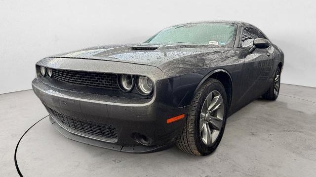 Preowned 2016 Dodge Challenger SXT for Sale