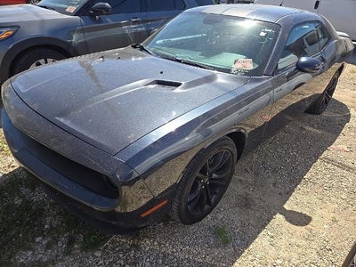 2016 Dodge Challenger SXT 2DR Coupe