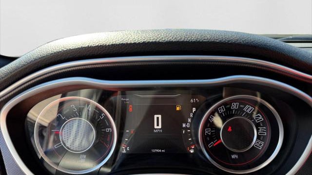 2015 Dodge Challenger SXT Plus