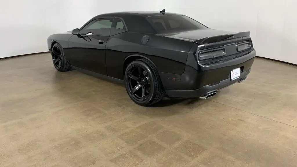 2015 Dodge Challenger R/T Plus
