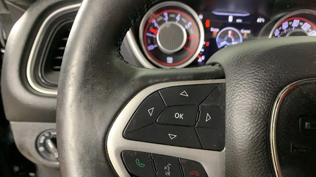 2015 Dodge Challenger R/T Plus
