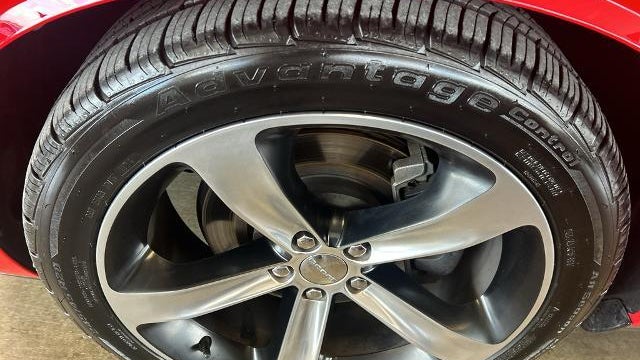 2015 Dodge Challenger R/T Plus
