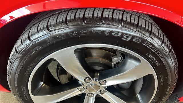 2015 Dodge Challenger R/T Plus