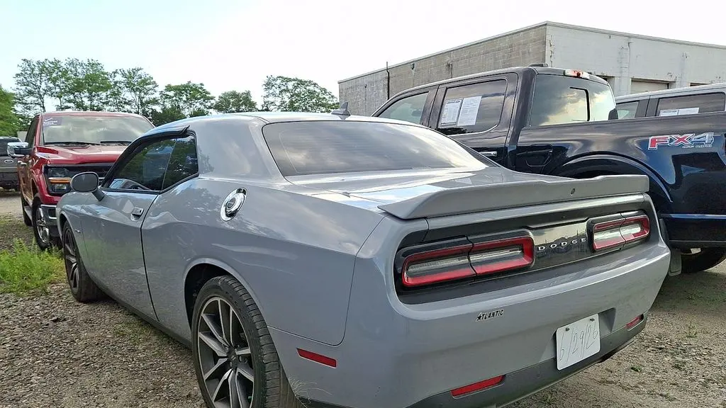 2022 Dodge Challenger R/T