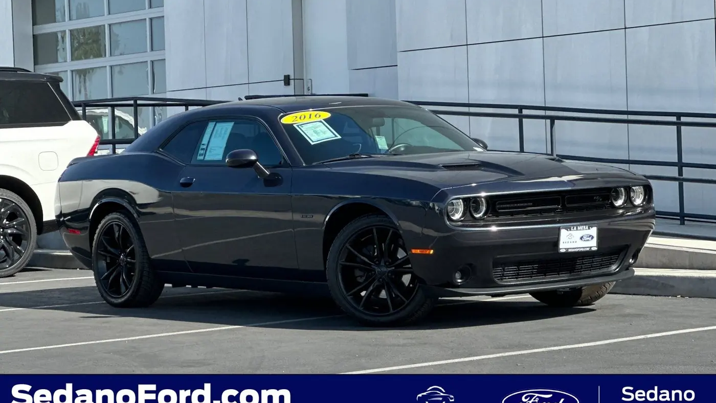 Preowned 2016 Dodge Challenger R/T for Sale