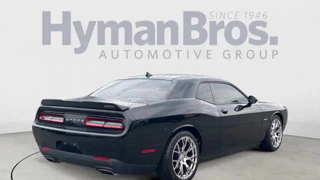 2016 Dodge Challenger R/T Shaker