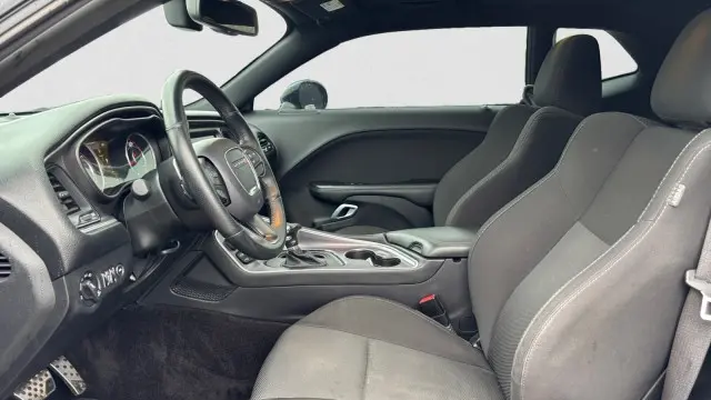 2016 Dodge Challenger R/T Shaker