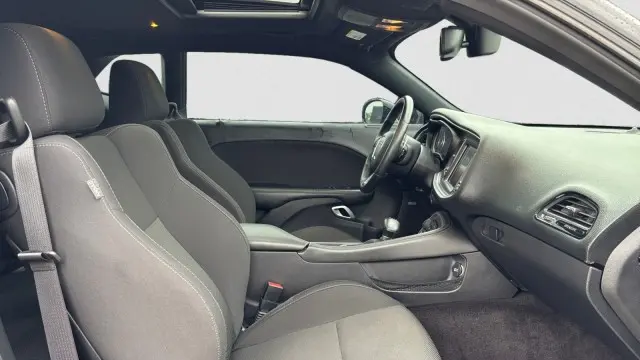 2016 Dodge Challenger R/T Shaker