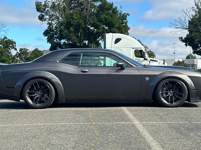 Photo of a 2018 Dodge Challenger SRT Hellcat 2DR Widebody Coupe for sale