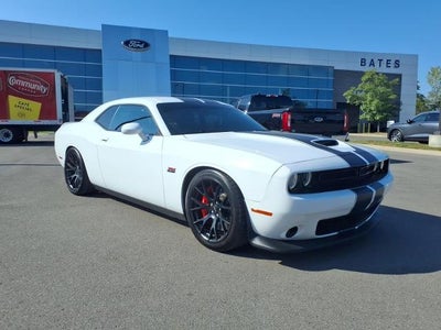 2016 Dodge Challenger SRT 392 2DR Coupe