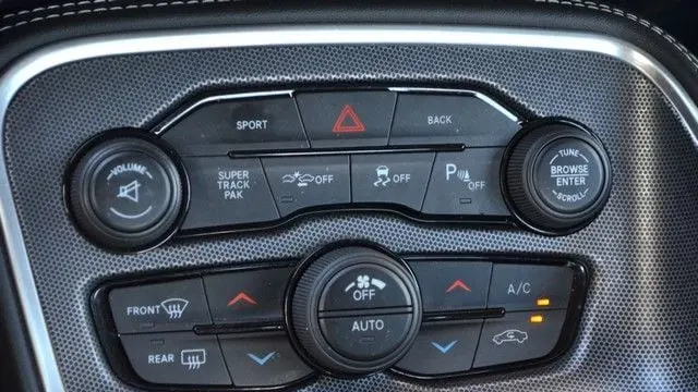 2016 Dodge Challenger R/T Scat Pack