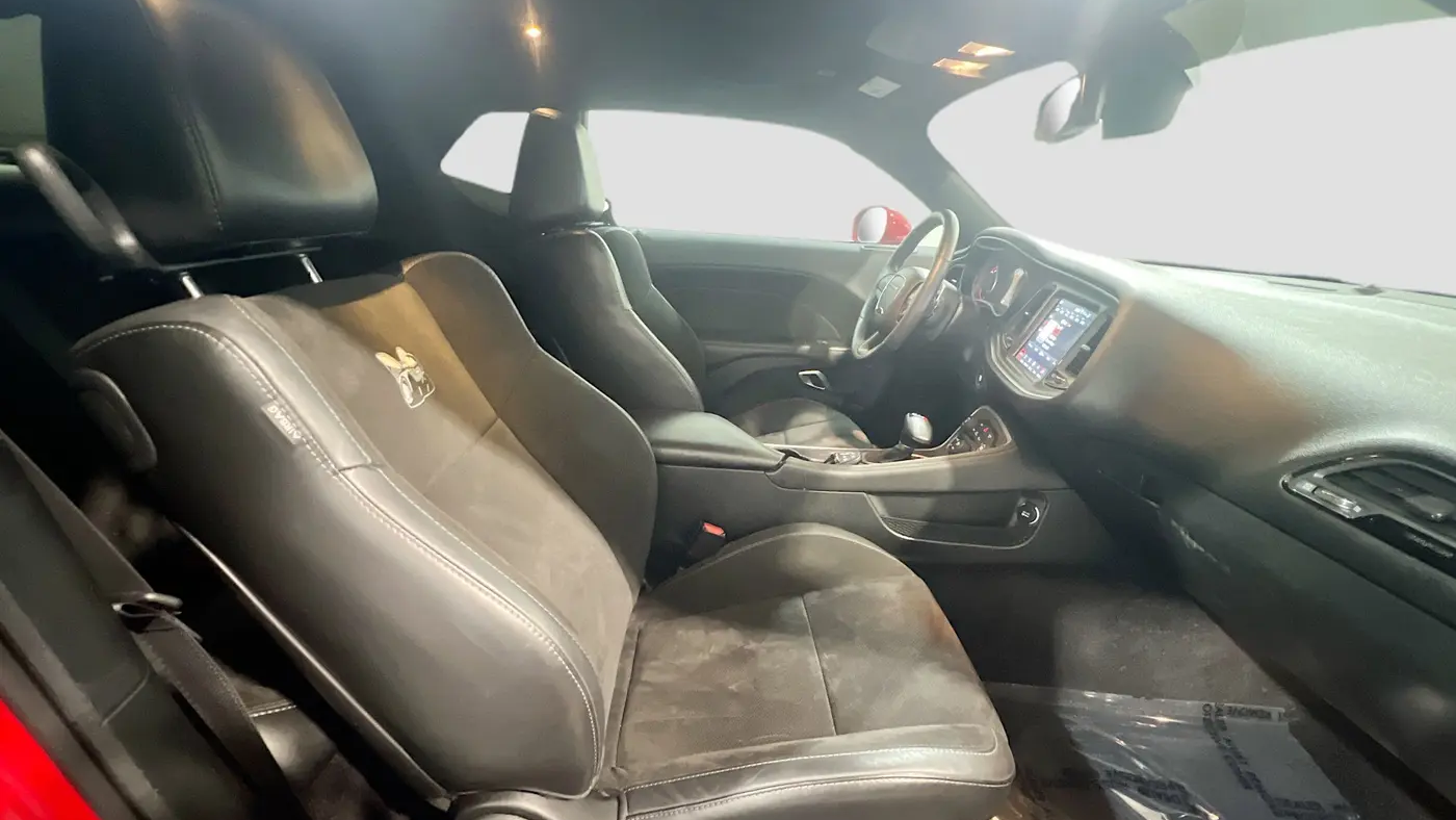 2018 Dodge Challenger 392 HEMI Scat Pack Shaker