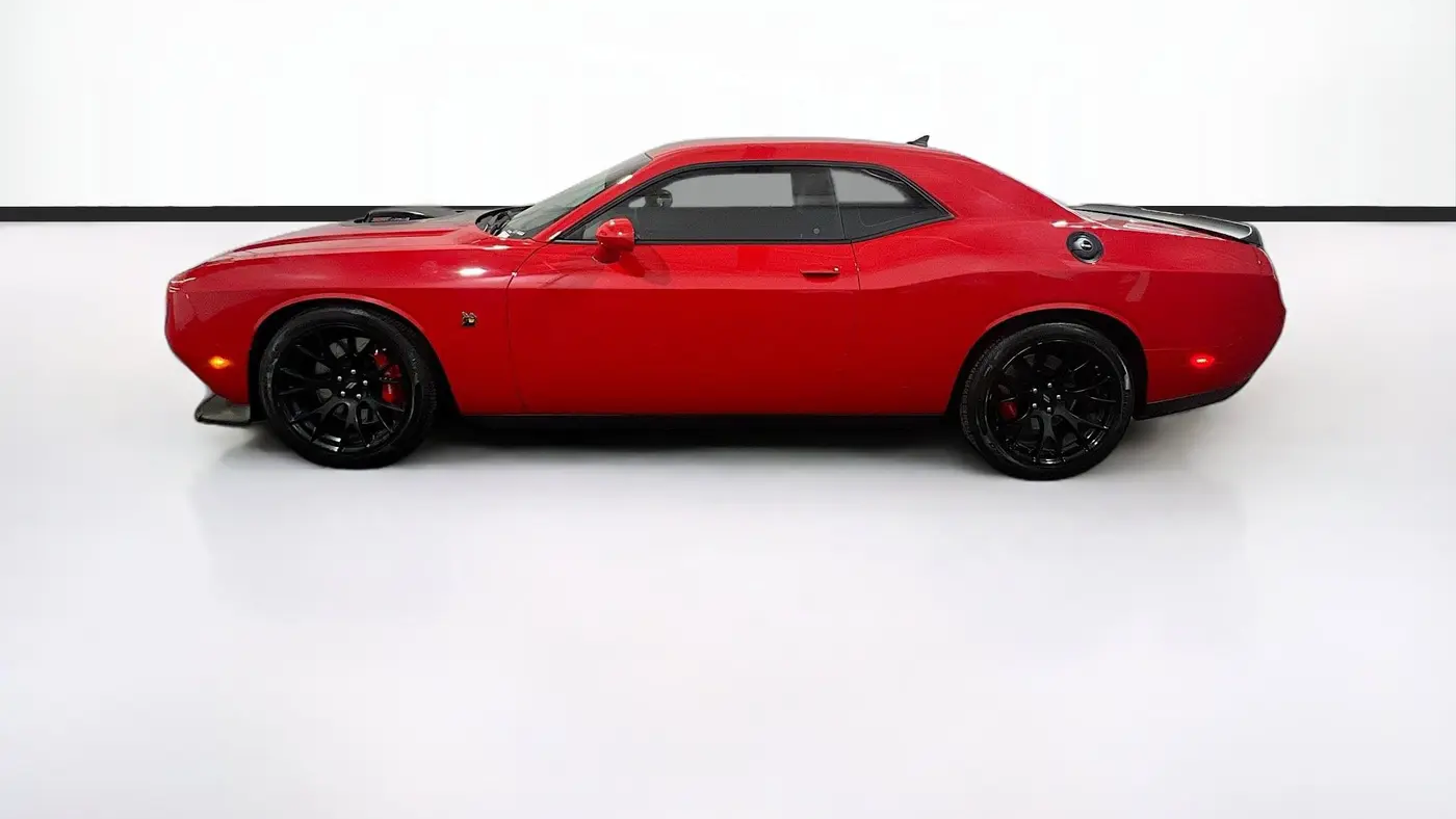 2018 Dodge Challenger 392 HEMI Scat Pack Shaker