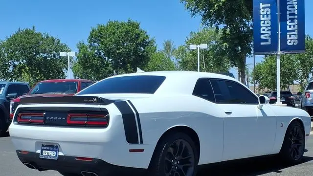 2022 Dodge Challenger R/T Scat Pack