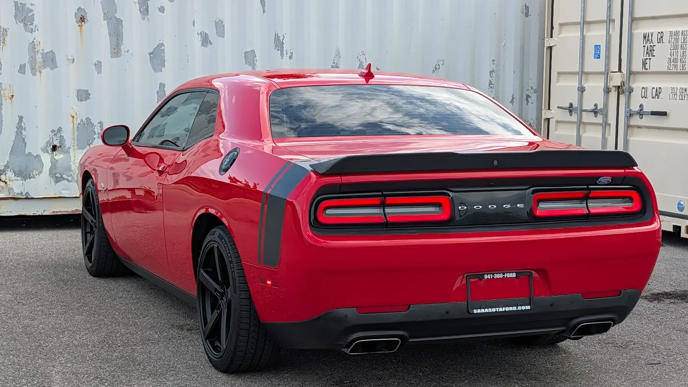 2016 Dodge Challenger R/T Scat Pack
