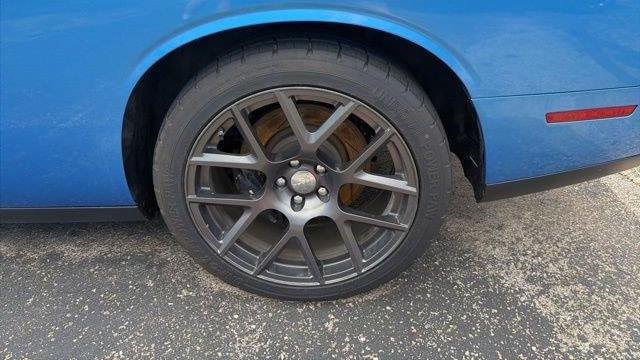 2016 Dodge Challenger 392 HEMI Scat Pack Shaker