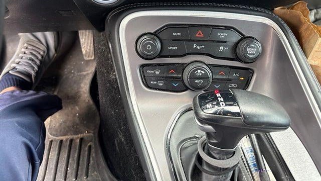 2022 Dodge Challenger SXT