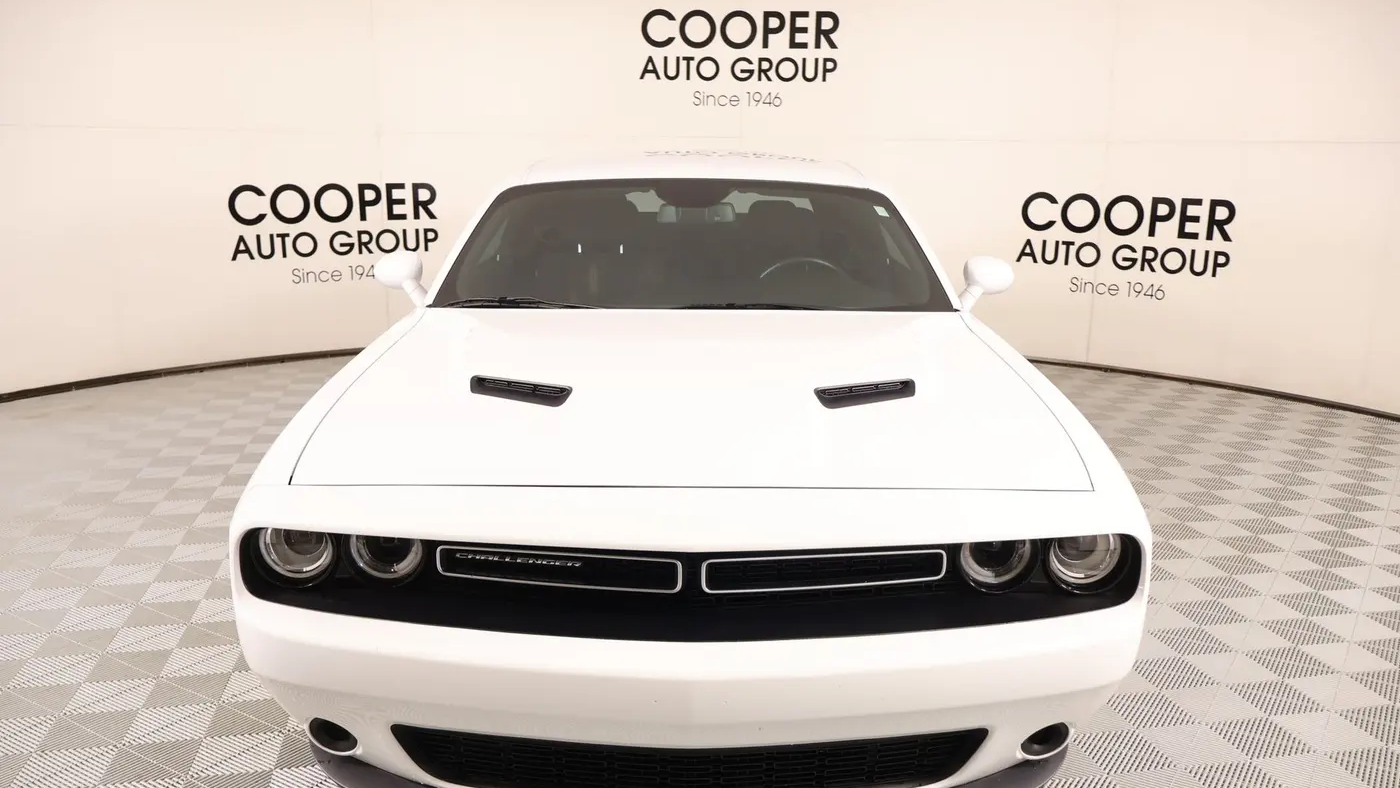 2023 Dodge Challenger SXT