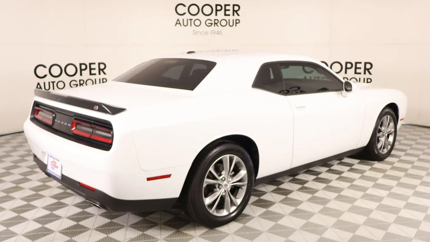 2023 Dodge Challenger SXT
