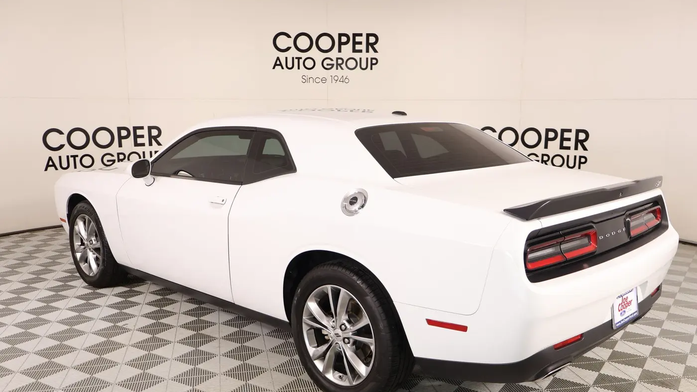2023 Dodge Challenger SXT