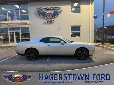 2021 Dodge Challenger AWD SXT 2DR Coupe