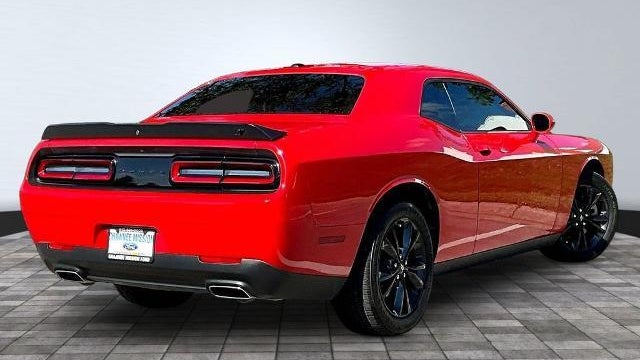 2022 Dodge Challenger SXT