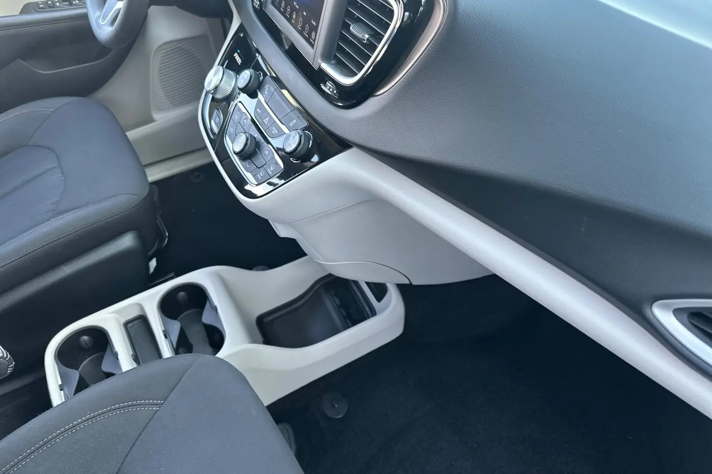 2018 Chrysler Pacifica - $19,851