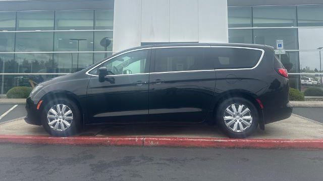 Preowned 2018 Chrysler Pacifica L for Sale