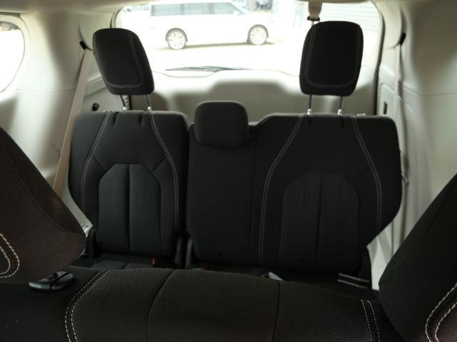 2020 Chrysler Voyager - $10,604