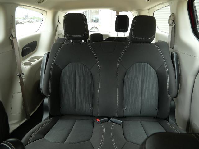 2020 Chrysler Voyager - $10,604