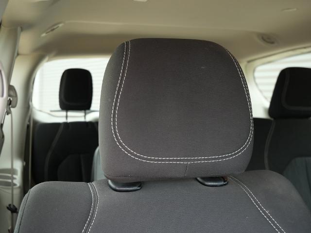 2020 Chrysler Voyager - $10,604