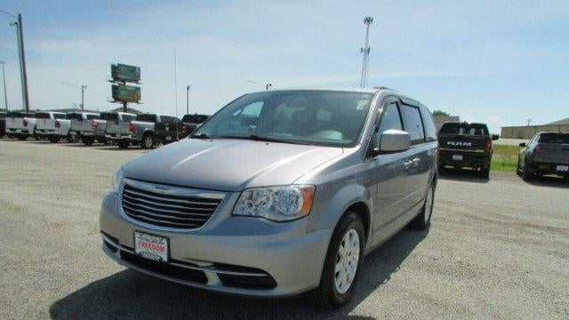 2015 Chrysler Town and Country LX