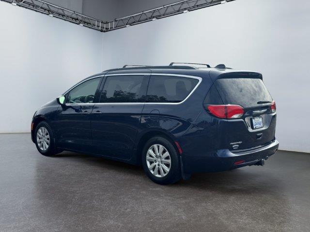 2018 Chrysler Pacifica - $13,980