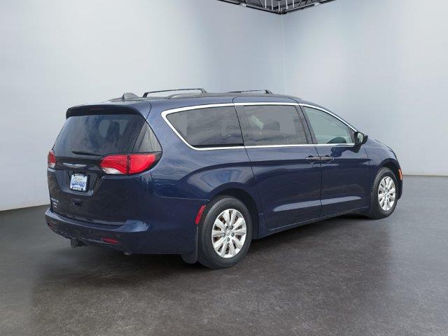 2018 Chrysler Pacifica - $13,980