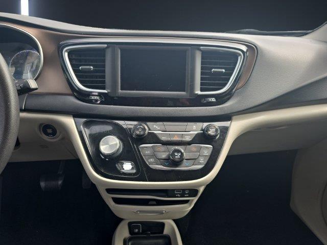 2018 Chrysler Pacifica - $13,980