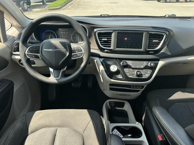 2021 Chrysler Voyager - $17,599