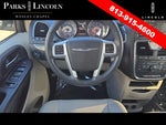 2013 Town and Country Thumbnail 11